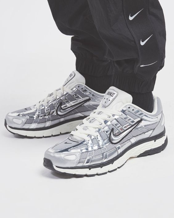 NIKE P-6000