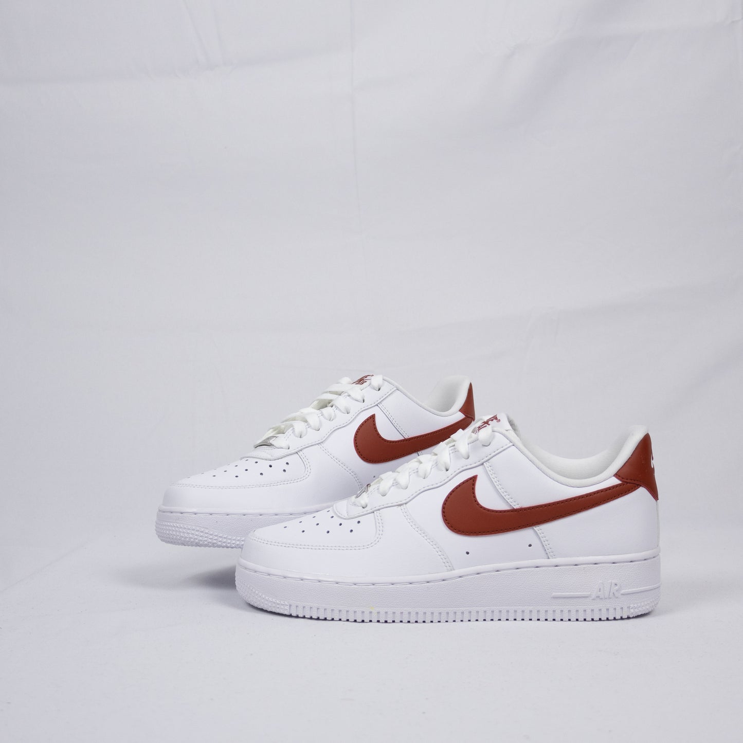 Nike Air Force 1 Low WMNS Rugged Orange