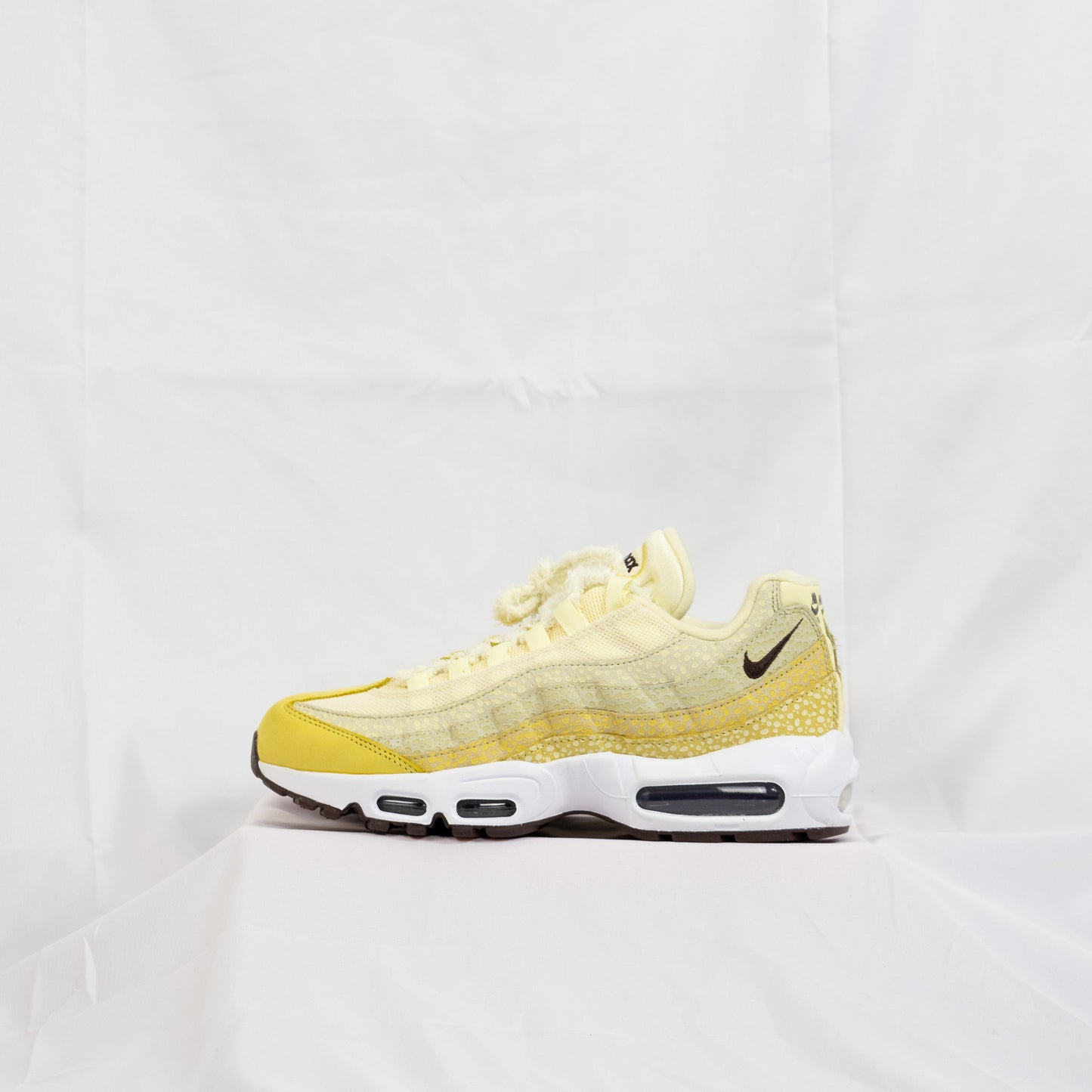 Nike Air Max 95 Saturn Gold Alabaster