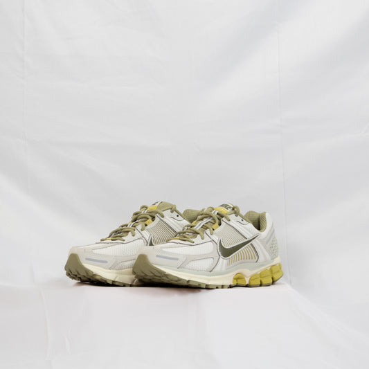 Nike Zoom Vomero 5 Light Bone