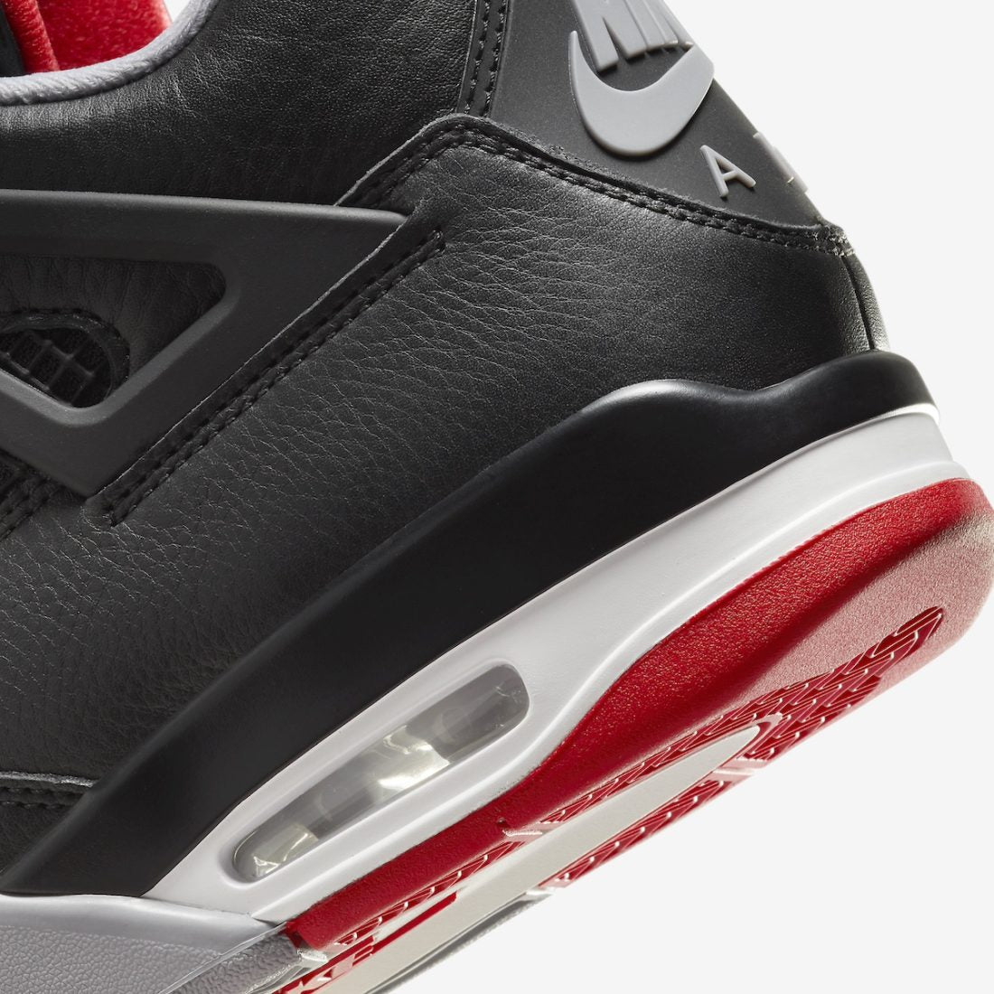 AIR JORDAN 4 BRED REINVENTE